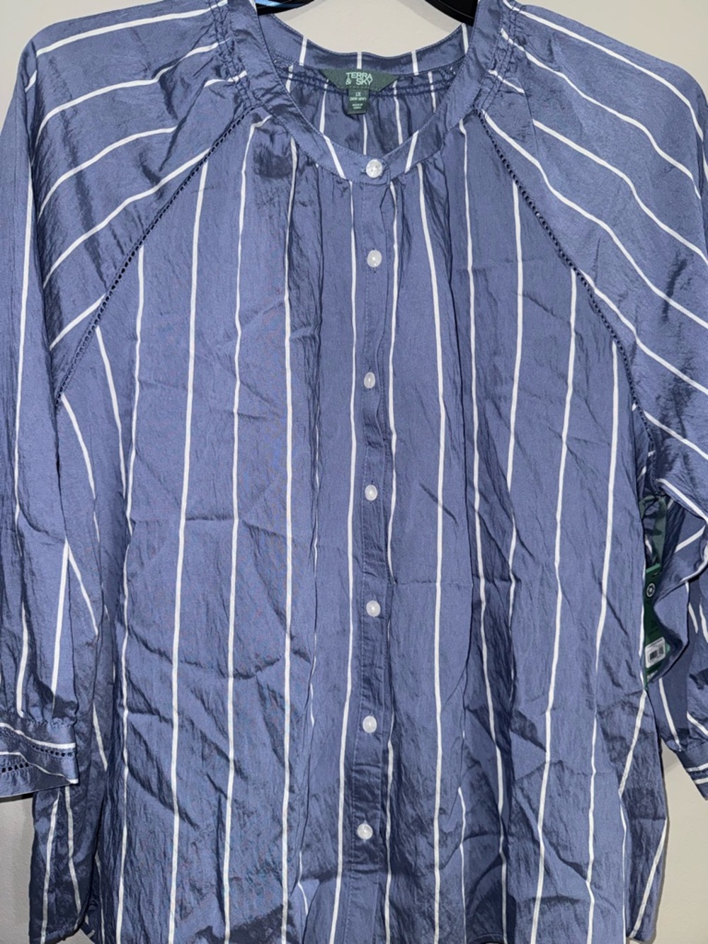 Terra & Sky Blue and White Striped 3/4 Sleeve Button-Front Blouse 1X BNWT - Picture 2 of 7